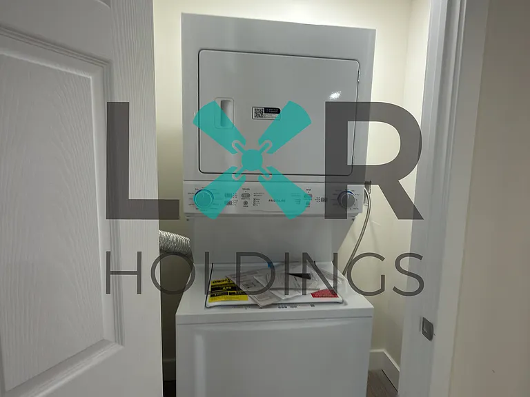 317 E Broad St #2 — Photo 3