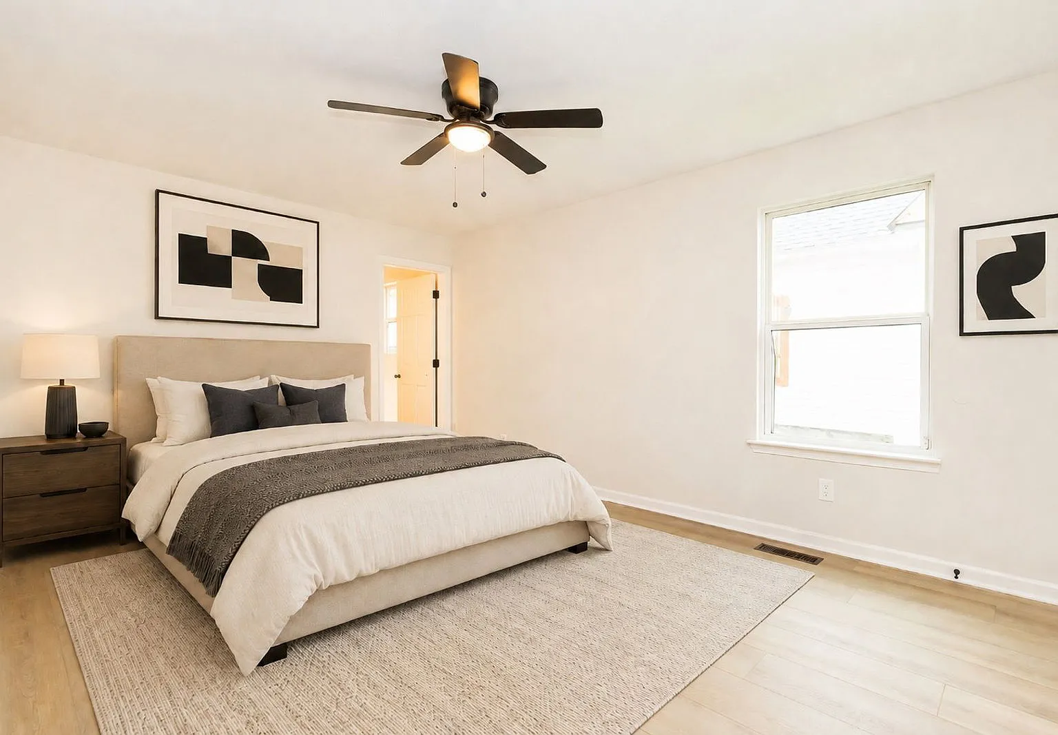 4 bed, 2.0 bath, 1248 sqft, $1,845 — Photo 3