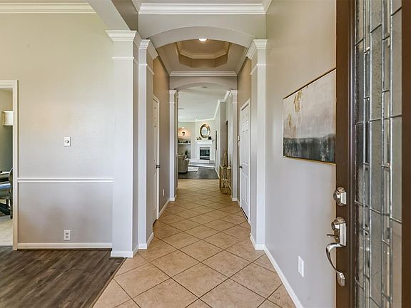 4th image of 1703 Garden Home Dr