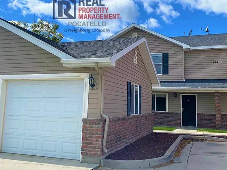 414B Pheasant Ridge Dr — Photo 1