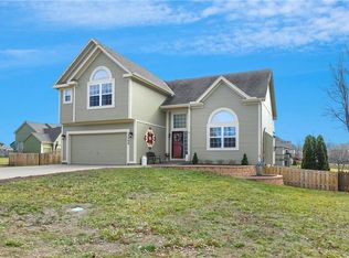 12209 Augusta Dr, Kansas City, KS 66109