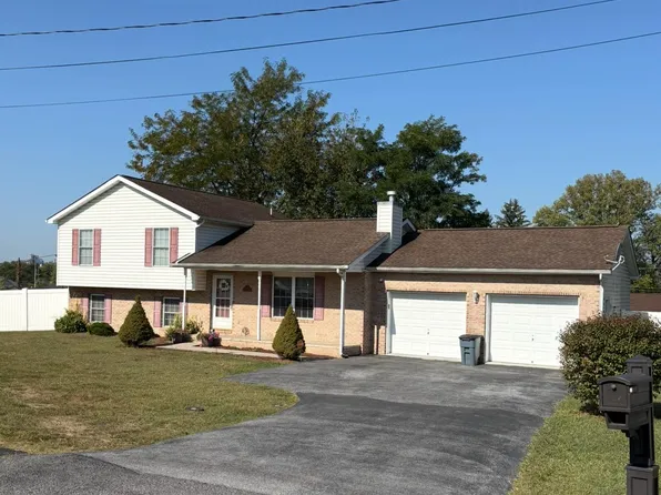 1007 Nash Ct, Martinsburg, WV 25401