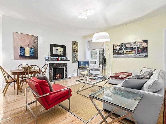 3rd image of 23 E 81st St APT 8
