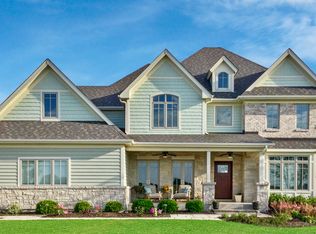 5640 Whitetail Ridge Dr, Yorkville, IL 60560