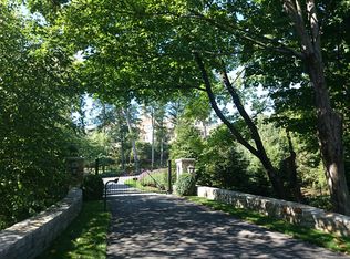 170 Sargent Rd, Brookline, MA 02445