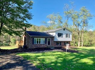89 Dana Ln, Freeport, PA 16229