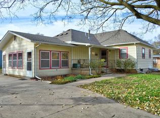 401 S Schmidt Ave, Moundridge, KS 67107
