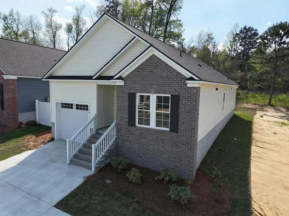 108 Huntington Pointe Dr, Thomasville, GA 31757