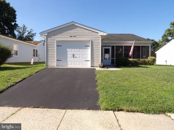 87 Kingston Way, Southampton, NJ 08088