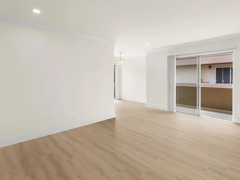 1436-40 Armacost Ave #1440-4 — Photo 3