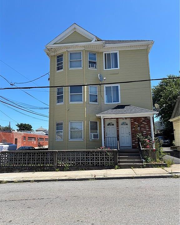 1st image of 150 Newell Ave