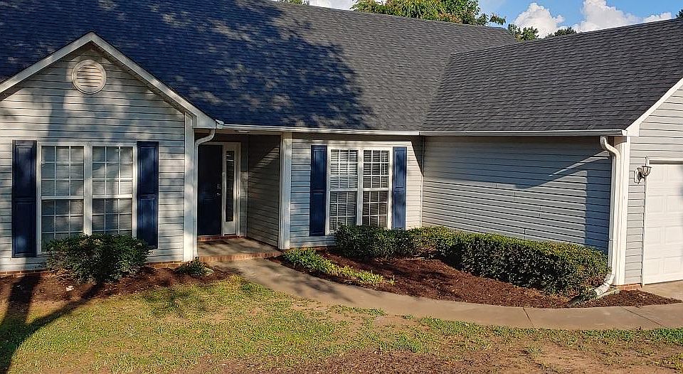 1st image of 104 Stonington Way