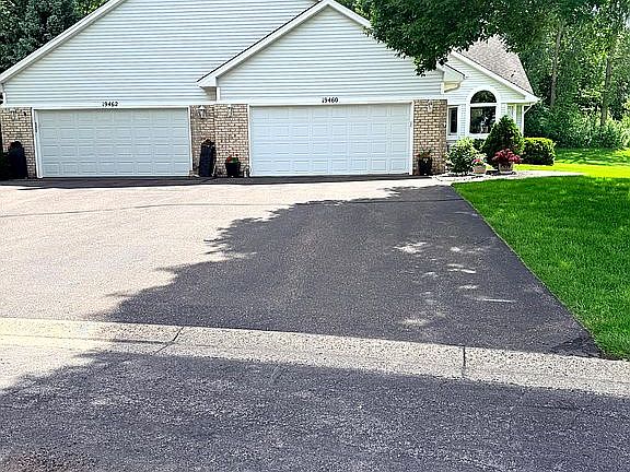 2nd image of 19460 Waterford Ct