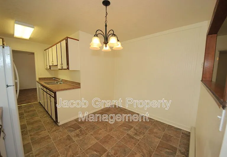 965 Berryman Rd #B — Photo 4