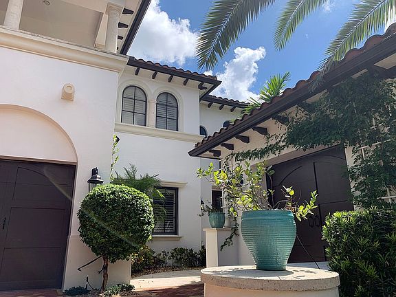 Recently painted exterior 