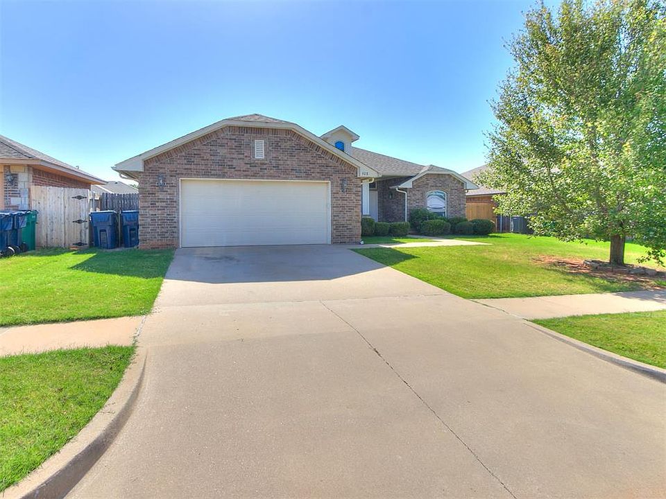 1st image of 908 Laurel Creek Dr