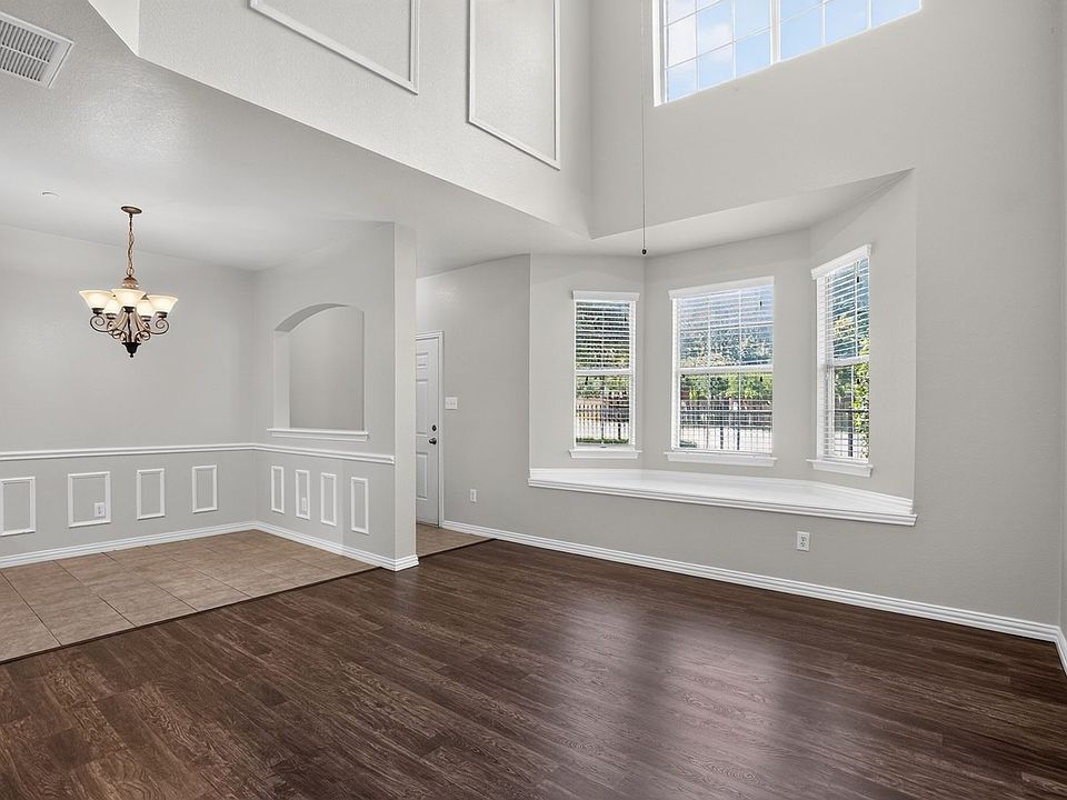 1st image of 3112 Bedford Rd