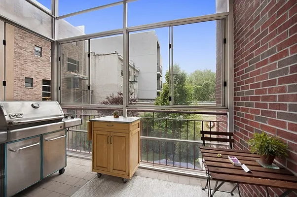 Sold by MNS | media 5