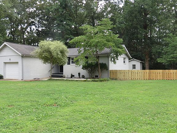 2nd image of 503 Jeffery Dr NW