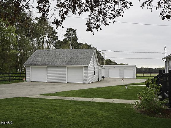 3rd image of 52922 County Road 653