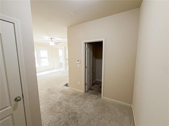 4th image of 6265 Story Cir