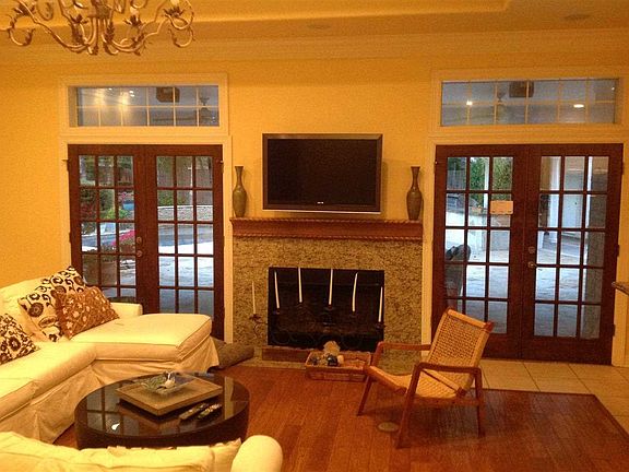 2nd image of 5040 Eaheart Cir