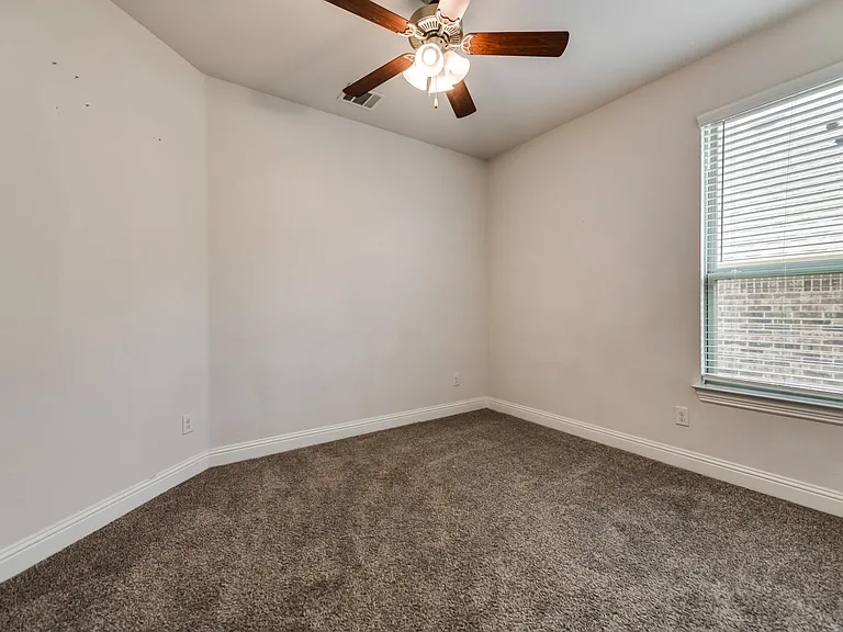 1216 Gibson Dr — Photo 19