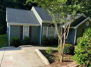 204 W Wyatts Pond Ln, Cary, NC 27513