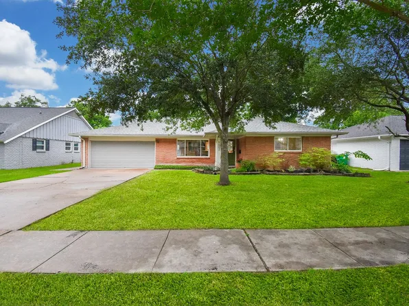 5602 McKnight St, Houston, TX 77035