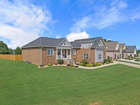 2nd image of 606 Blue Water Dr