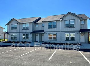 2243 Currant St #B, Lynden, WA 98264