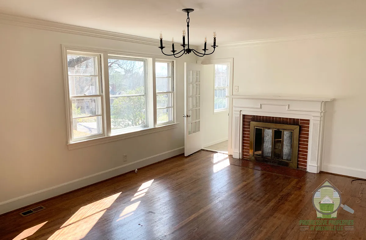 112 James Drive - 1 — Photo 3