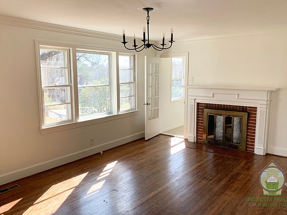 3rd image of 112 James Dr