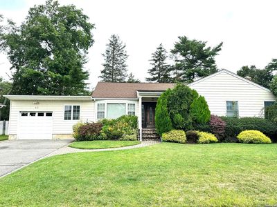 40 Cambria Road, Syosset, NY, 11791
