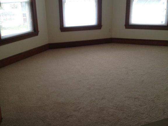 3rd image of 89 Center St APT 3