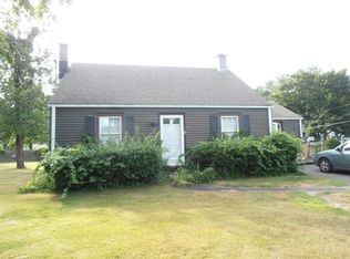 805 River Rd, Agawam, MA 01001