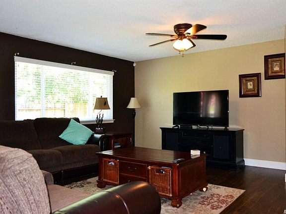 5th image of 6513 Woodpark Way