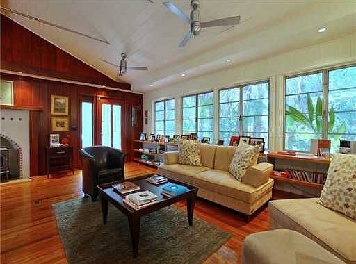 2nd image of 1042 Pomelo Ave
