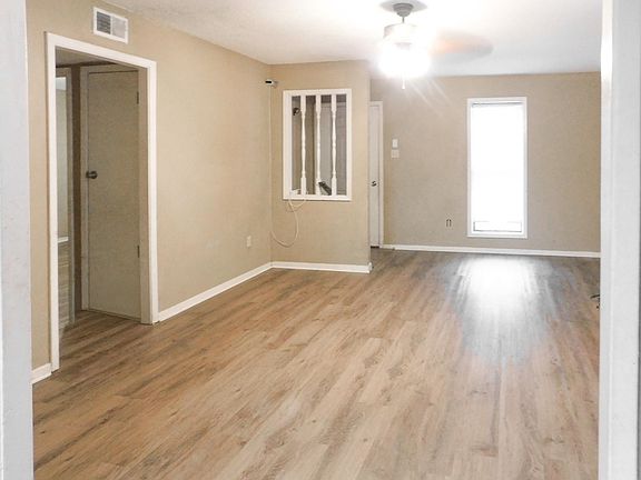 4th image of 4778 Daphne Rd