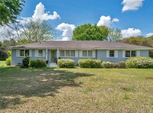 1401 Houston Lake Rd, Kathleen, GA 31047
