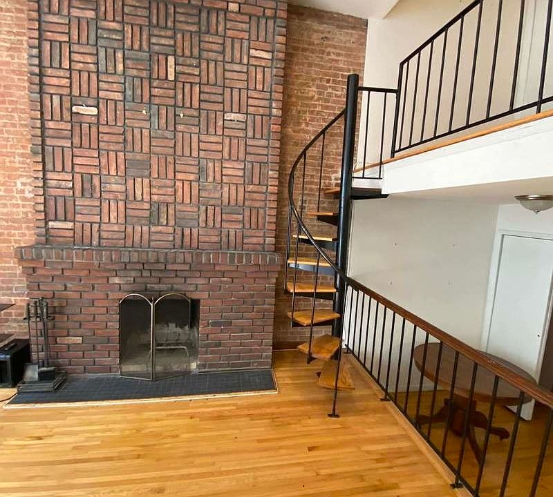 1st image of 33 W 85th St #1A3