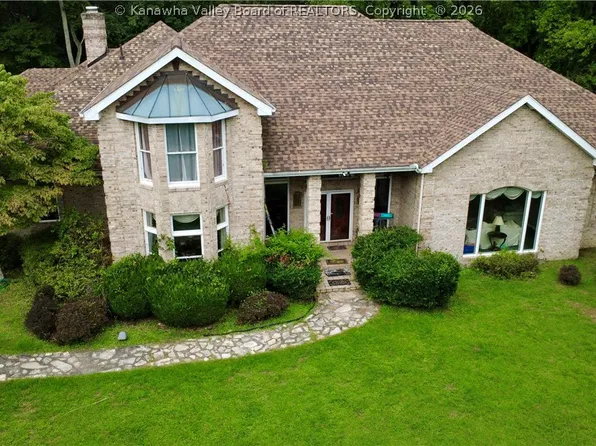 205 Whispering Woods Rd, Charleston, WV 25304
