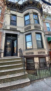 60-62 67th Avenue, Flushing, NY, 11385
