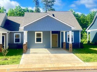 2862 15th Ave, Hickory, NC 28602