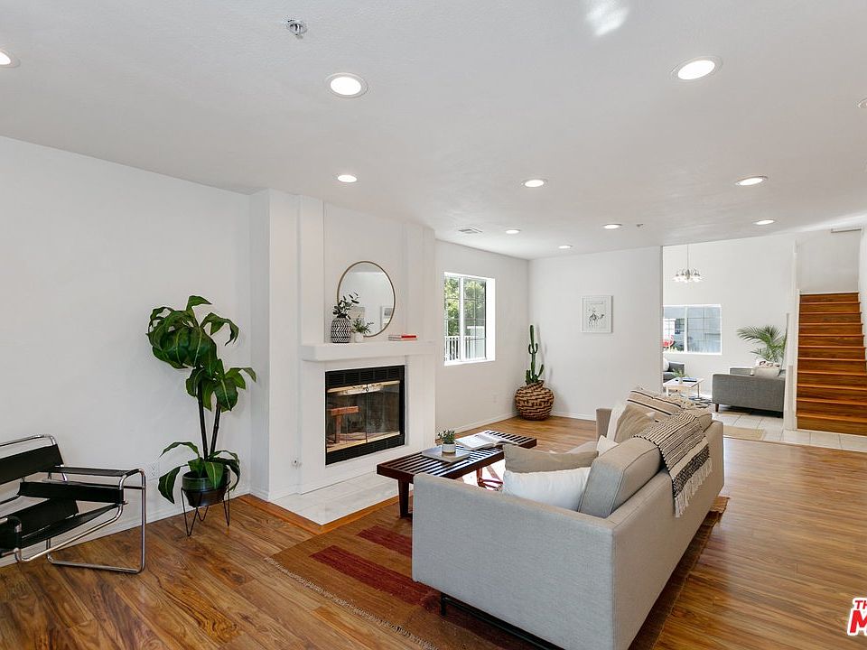 1st image of 3374 Scarboro St