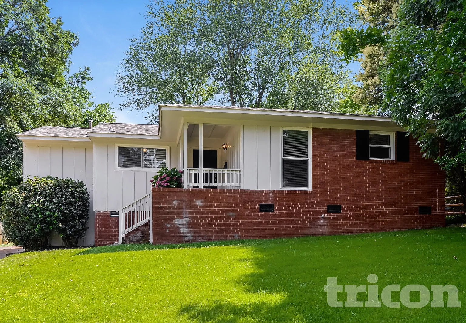 5530 Wedgewood Drive Charlotte NC — Photo 1