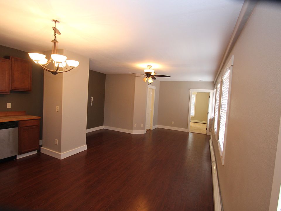 Dining/Living Areas