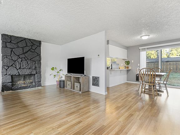 5th image of 15108 NE 8th St