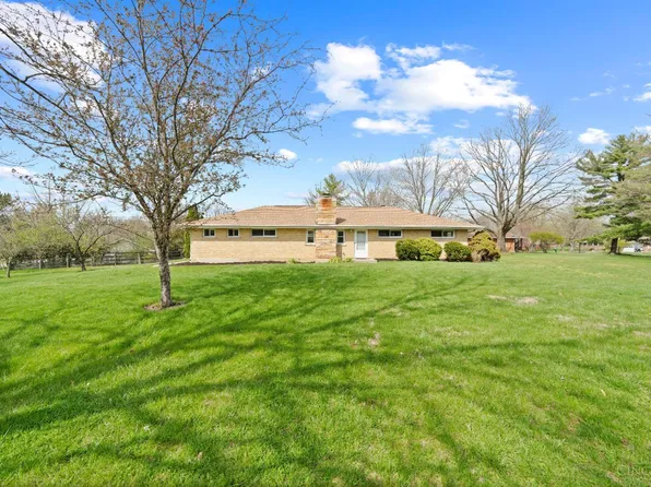 200 Woodland Rd, Mason, OH 45040