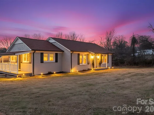 100 Boston Rd, Taylorsville, NC 28681